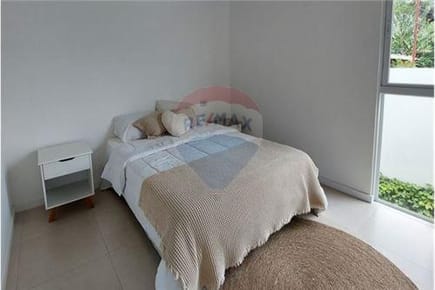 VENTA DUPLEX EN ALTAVIDA LUQUE