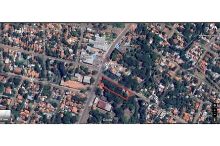 Vendo terreno amplio Avda Defensores del chaco.
