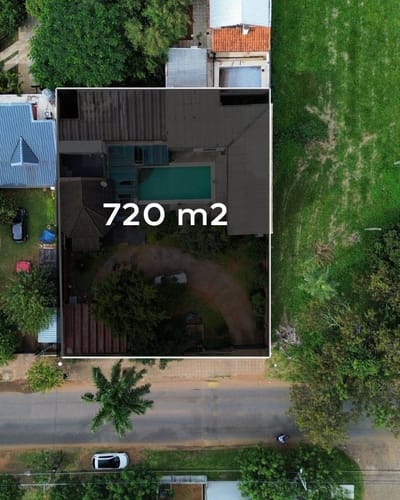 En venta casa con piscina en Luque sobre Jardín de Oro – Barrio América