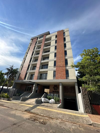 Departamento A Estrenar De 2 Dormitorios Con Cochera - Luque Tape Tuja 