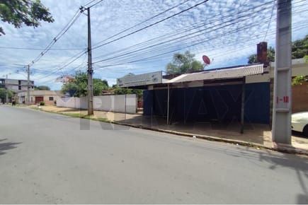 EN VENTA OPORTUNIDAD ÚNICA EN ESQUINA EN FDO. DE LA MORA