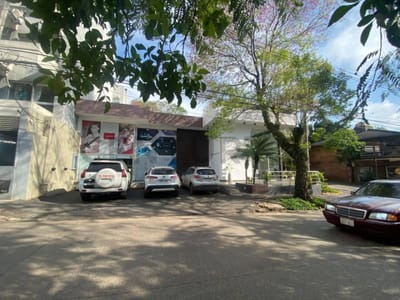 Vendo propiedad en esquina en Recoleta
