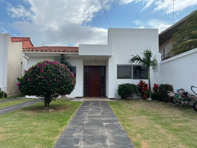 CASA EN VENTA ZONA NORTE