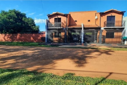 OPORTUNIDAD DE INVERSION - DUPLEX CON TERRENO EN VENTA - ZONA REDUCTO