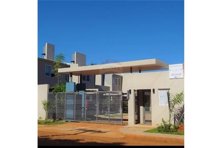 VENDO HERMOSO DUPLEX BARRIO CERRADO-LUQUE