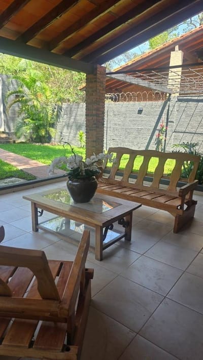 EN VENTA  HERMOSA RESIDENCIA AMOBLADA EN SAN BENARDINO