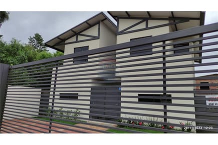 VENDO DUPLEX EN LUQUE LOMA MERLO