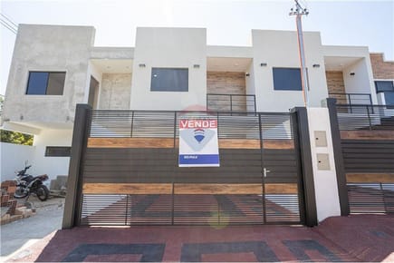 En Venta Dúplex Luque
