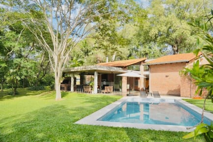 Residencia en Venta – Surubi’i (Zona Alta)
