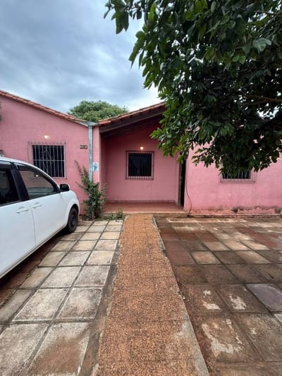 VENDO CASA EN LUQUE - BARRIO PRIMAVERA