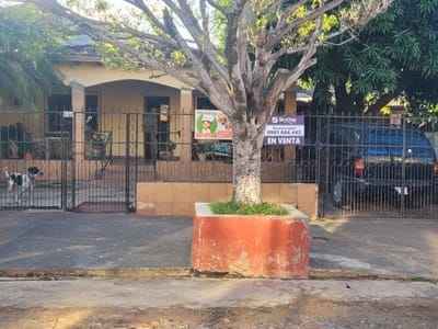 VENDO CASA EN FERNANDO DE LA MORA ZONA NORTE