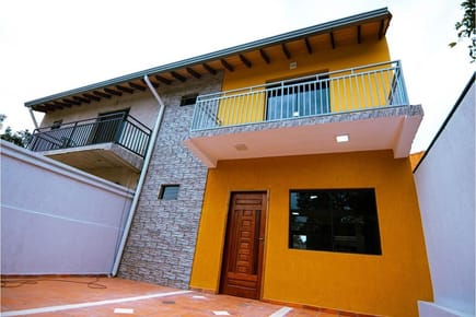 Dúplex moderno en Villa Elisa