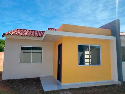 CASA EN VENTA URBANIZACION AKUALAND