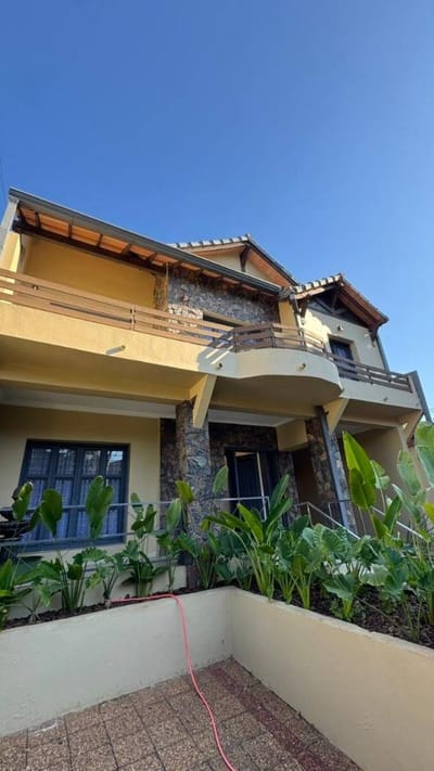 CASA EN ALQUILER, BARRIO MCAL ESTIGARRIBIA 
