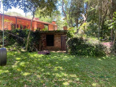 VENTA CASA EN EL CERRO DE AREGUA