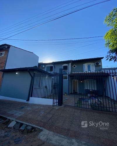 ALQUILER DE CASA EN BARRIO ROBERTO L. PETIT