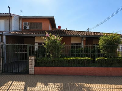 RESIDENCIA EN VENTA EN EL BARRIO SAJONIA 