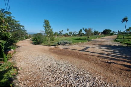Vendo amplio terreno en Condominio Alta Pietra