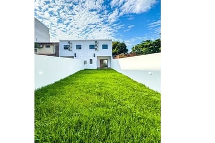 VENDO DUPLEX EN FERNANDO DE LA MORA 