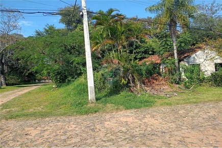 Vendo Terreno en esquina Barrio Cristóbal Colon