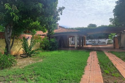 Terreno en Mariano Roque Alonzo 