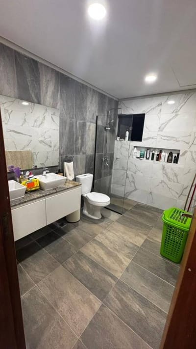 DUPLEX EN VENTA EN LUQUE – LAURELTY