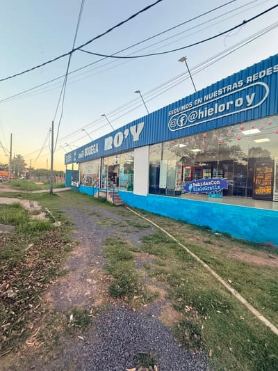 ALQUILO LOCAL COMERCIAL CON UBICACIÓN ESTRATEGICA