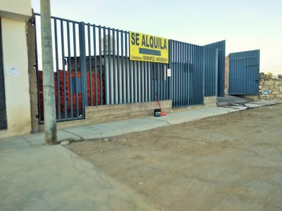 SE ALQUILA LOCAL DE 500M2 EN  AVENIDA, CON DOBLE ENTRADA, COSTADO DE LA VIA EVIT