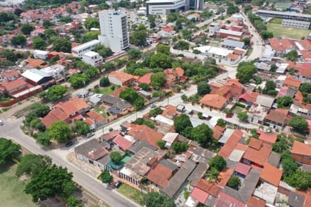 TERRENO EN VENTA SOBRE LA AV. BENI