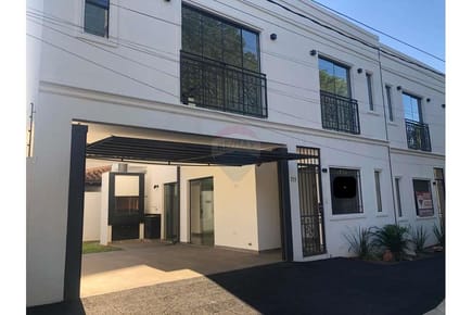 VENDO LUJOSOS DUPLEX EN BARRIO HERRERA