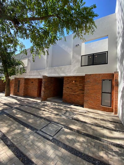 ALQUILO DUPLEX EN CONDOMINIO JARDINES DE LOMA MERLO