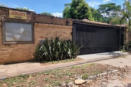 CASA EN VENTA, LAMBARE