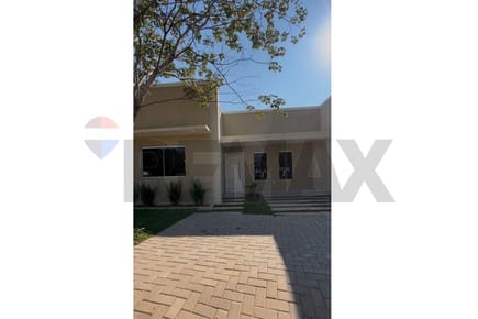 Casa - Venta Luque