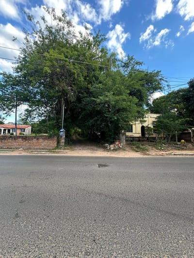 Vendo Terreno Grande En Barrio Mburucuya Asuncion Sobre Itapua