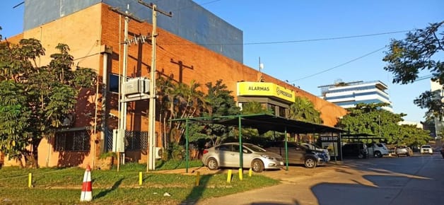 En Alquiler Depósitos con Oficinas en el Complejo Barrail