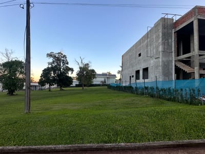 Vendo Terreno de 1.036 m² en Paraná Country Club – Hernandarias