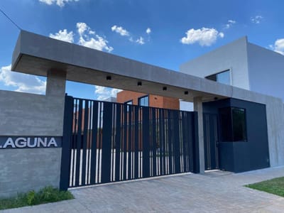 Vendo dúplex en barrio cerrado ALTEA – Laguna Grande