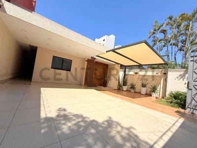 VENDO HERMOSA Y AMPLIA RESIDENCIA EN BARRIO RECOLETA-ASUNCION