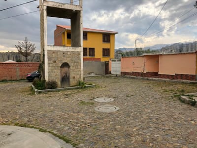 Tranquilo y soleado terreno en venta