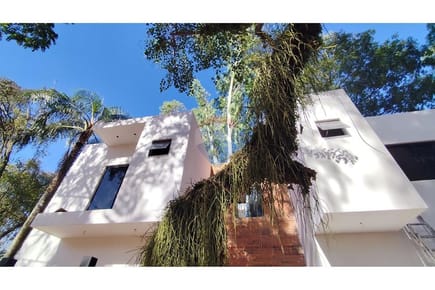 VENDO DUPLEX EN PARAISO BARRIO ABIERTO MARAMBURE LUQUE