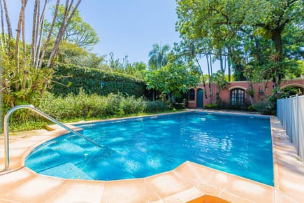 Residencia estilo colonial en venta – Barrio San Jorge