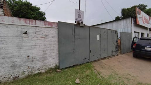 Alquilo Tinglado  en Limpio – Sobre Av. Prof. Rita Etelvina Gómez!