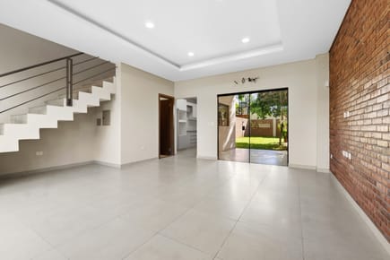 VENDO DUPLEX EN JARDIN DE ORO