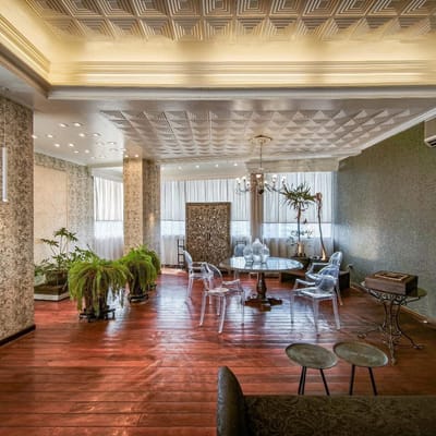 LUJOSO PENTHOUSE EN LA ZONA SUR DE SANTA CRUZ - EN VENTA