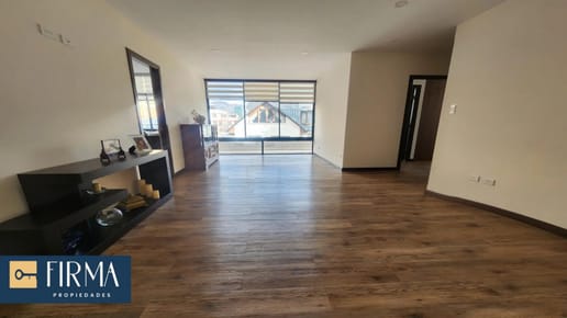 DEPARTAMENO EN VENTA EN IRPAVI CON BALCON PRIVADO, CALLE 5