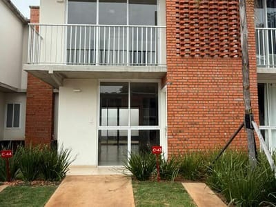 ALQUILO DUPLEX DE 3 HAB EN CONDOMINIO CERRADO LOMA MERLO LUQUE