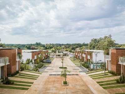 DÚPLEX EN ALQUILER – CONDOMINIO ALTAVIDA - LOMA MERLO