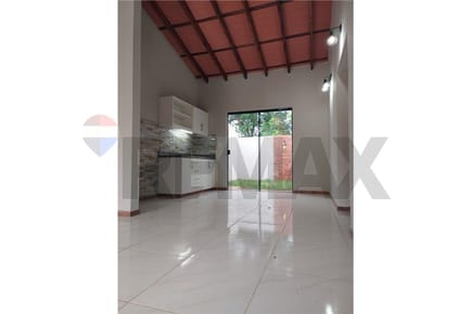 Vendo Chalet en Barrio Cerrado La Caoba en Limpio