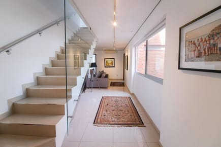 EN VENTA PENTHOUSE CON QUINCHO Y PISCINA EN EL BARRIO MBURUCUYA 