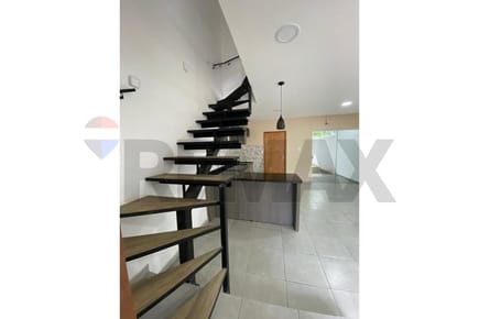 Dúplex en Venta en San Lorenzo